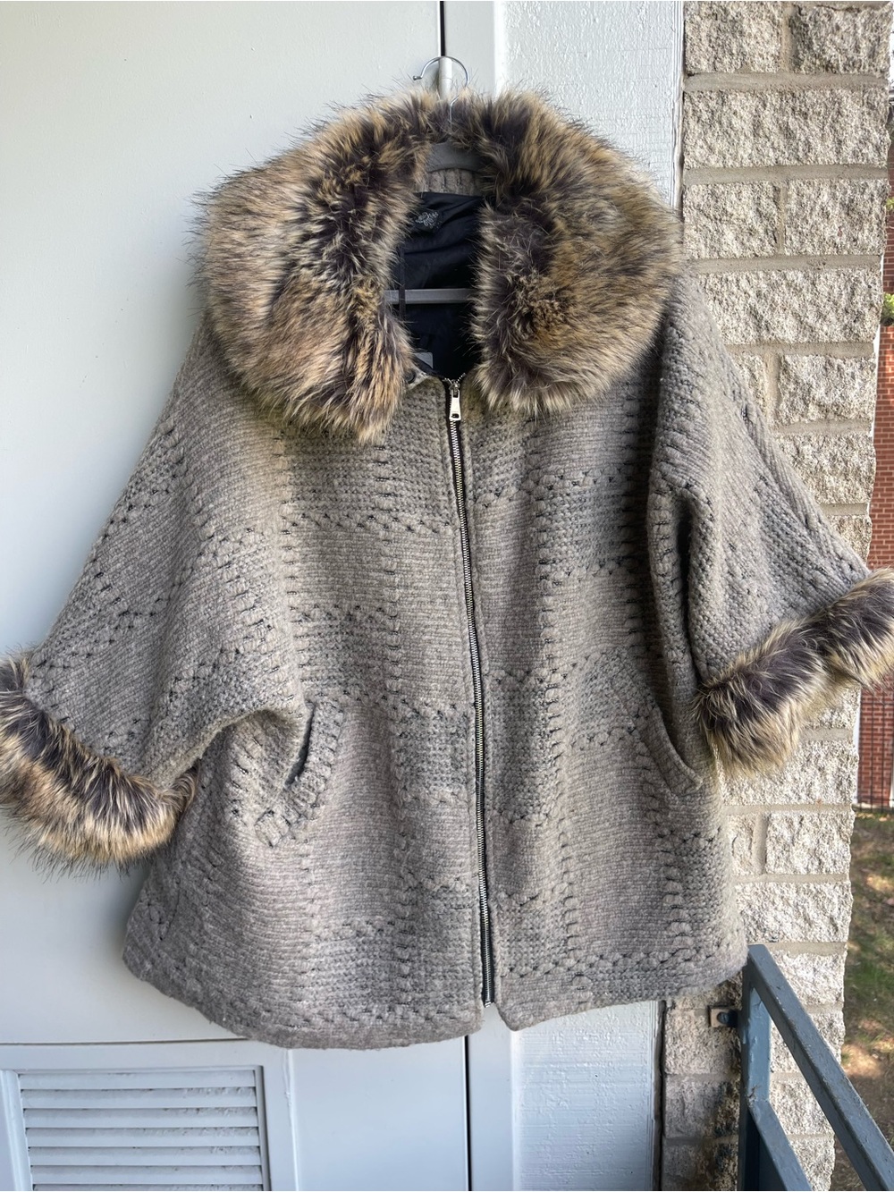 Taupe Knit Zip-Front merino wool Women's Sweater Cape with Faux Fur Trim - Picture 2 of 6